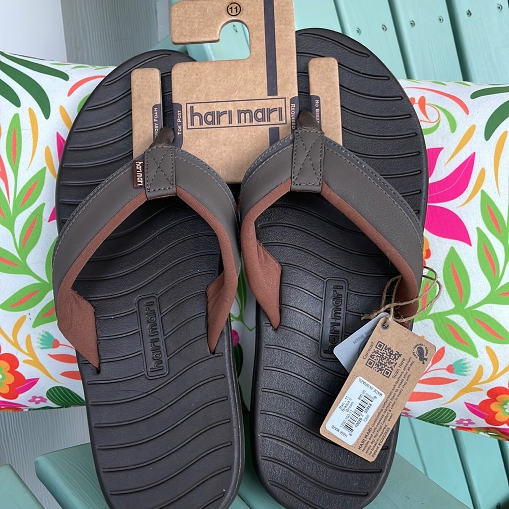 Hari Mari flip flops‎